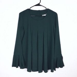 Logo Lori Goldstein green pleaded long sleeve top size 6 festive holiday